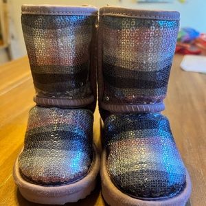 Kids Size 6 Sequin UGGs